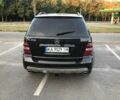 Чорний Мерседес МЛ, об'ємом двигуна 3.5 л та пробігом 275 тис. км за 10500 $, фото 4 на Automoto.ua