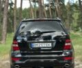 Чорний Мерседес МЛ, об'ємом двигуна 5.5 л та пробігом 255 тис. км за 12000 $, фото 1 на Automoto.ua