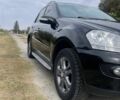 Чорний Мерседес МЛ, об'ємом двигуна 3 л та пробігом 131 тис. км за 12300 $, фото 4 на Automoto.ua