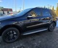 Чорний Мерседес МЛ, об'ємом двигуна 5.5 л та пробігом 199 тис. км за 11000 $, фото 4 на Automoto.ua