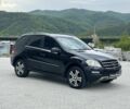 Черный Мерседес МЛ, объемом двигателя 3 л и пробегом 260 тыс. км за 14800 $, фото 1 на Automoto.ua
