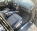Черный Мерседес МЛ, объемом двигателя 3 л и пробегом 250 тыс. км за 17999 $, фото 5 на Automoto.ua