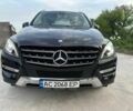 Черный Мерседес МЛ, объемом двигателя 3 л и пробегом 299 тыс. км за 19200 $, фото 1 на Automoto.ua