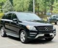 Чорний Мерседес МЛ, об'ємом двигуна 3 л та пробігом 145 тис. км за 13800 $, фото 2 на Automoto.ua