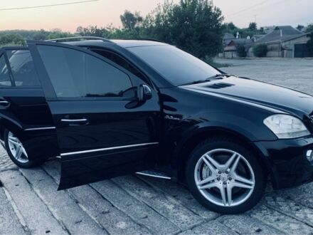 Мерседес МЛ 2006 у Харкові на Automoto.ua Чорний Мерседес МЛ, об'ємом двигуна 6.2 л та пробігом 1000 тис. км за 12500 $, фото 1 на Automoto.ua