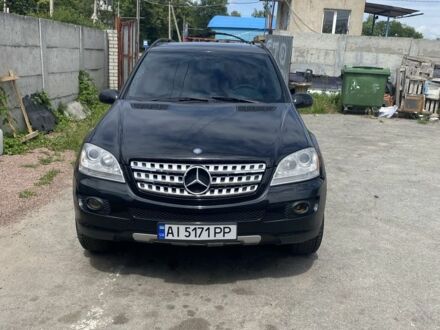 Мерседес МЛ 2008 у Житомирі на Automoto.ua Чорний Мерседес МЛ, об'ємом двигуна 3.5 л та пробігом 275 тис. км за 7500 $, фото 1 на Automoto.ua