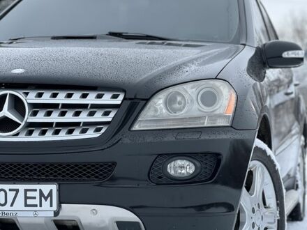 Мерседес МЛ 2008 в Хмельницком на Automoto.ua Черный Мерседес МЛ, объемом двигателя 3.5 л и пробегом 292 тыс. км за 15300 $, фото 1 на Automoto.ua
