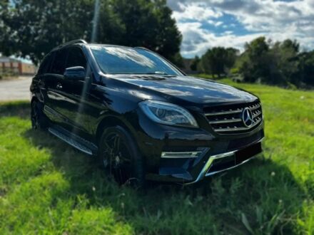 Мерседес МЛ 2014 в Виннице на Automoto.ua Черный Мерседес МЛ, объемом двигателя 0 л и пробегом 124 тыс. км за 4600 $, фото 1 на Automoto.ua