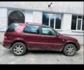 Червоний Мерседес МЛ, об'ємом двигуна 0 л та пробігом 403 тис. км за 3000 $, фото 1 на Automoto.ua