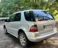 Серый Мерседес МЛ, объемом двигателя 2.7 л и пробегом 530 тыс. км за 6200 $, фото 2 на Automoto.ua
