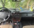 Серый Мерседес МЛ, объемом двигателя 2.7 л и пробегом 370 тыс. км за 3800 $, фото 5 на Automoto.ua