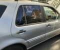 Серый Мерседес МЛ, объемом двигателя 2.7 л и пробегом 342 тыс. км за 5700 $, фото 7 на Automoto.ua