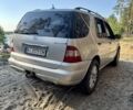 Сірий Мерседес МЛ, об'ємом двигуна 3 л та пробігом 310 тис. км за 5000 $, фото 6 на Automoto.ua