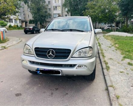 Сірий Мерседес МЛ, об'ємом двигуна 2.7 л та пробігом 300 тис. км за 5600 $, фото 3 на Automoto.ua