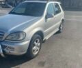 Сірий Мерседес МЛ, об'ємом двигуна 2.7 л та пробігом 314 тис. км за 4956 $, фото 1 на Automoto.ua