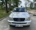 Серый Мерседес МЛ, объемом двигателя 2.7 л и пробегом 248 тыс. км за 2280 $, фото 2 на Automoto.ua