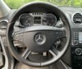 Сірий Мерседес МЛ, об'ємом двигуна 3 л та пробігом 313 тис. км за 8599 $, фото 20 на Automoto.ua