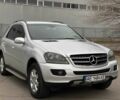 Мерседес МЛ 2006 в Днепре (Днепропетровске) на Automoto.ua Серый Мерседес МЛ, объемом двигателя 3 л и пробегом 270 тыс. км за 11999 $, фото 6 на Automoto.ua