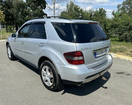 Сірий Мерседес МЛ, об'ємом двигуна 3 л та пробігом 3 тис. км за 15900 $, фото 2 на Automoto.ua