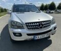 Сірий Мерседес МЛ, об'ємом двигуна 3 л та пробігом 3 тис. км за 15900 $, фото 1 на Automoto.ua