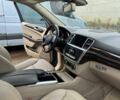 Серый Мерседес МЛ, объемом двигателя 2.2 л и пробегом 330 тыс. км за 18000 $, фото 7 на Automoto.ua