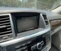 Серый Мерседес МЛ, объемом двигателя 3.5 л и пробегом 124 тыс. км за 8000 $, фото 11 на Automoto.ua