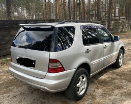 Серый Мерседес МЛ, объемом двигателя 0 л и пробегом 75 тыс. км за 5800 $, фото 1 на Automoto.ua