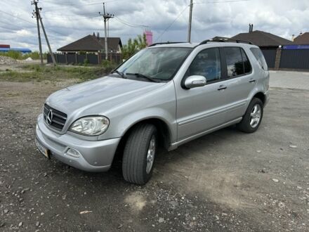 Мерседес МЛ 2003 в Киеве на Automoto.ua Серый Мерседес МЛ, объемом двигателя 4 л и пробегом 273 тыс. км за 8499 $, фото 1 на Automoto.ua