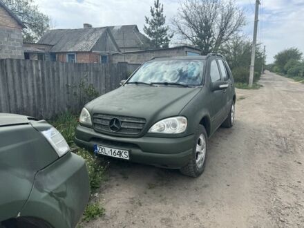 Мерседес МЛ 2004 в Дружковке на Automoto.ua Серый Мерседес МЛ, объемом двигателя 0 л и пробегом 270 тыс. км за 3800 $, фото 1 на Automoto.ua