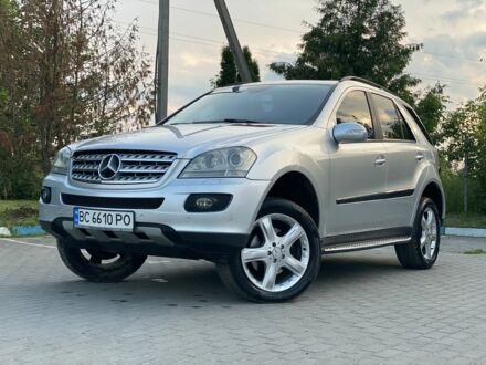 Мерседес МЛ 2005 у Львові на Automoto.ua Сірий Мерседес МЛ, об'ємом двигуна 3 л та пробігом 313 тис. км за 8599 $, фото 1 на Automoto.ua