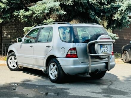 Мерседес МЛ 2006 в Синельниковом на Automoto.ua Серый Мерседес МЛ, объемом двигателя 2.7 л и пробегом 300 тыс. км за 4500 $, фото 1 на Automoto.ua
