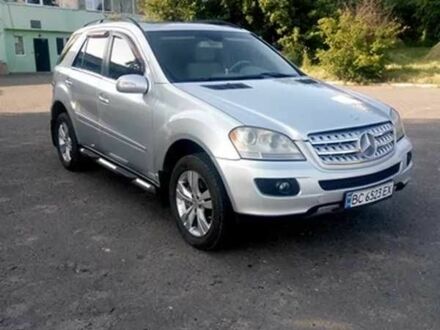 Мерседес МЛ 2007 в Нововолынск на Automoto.ua Серый Мерседес МЛ, объемом двигателя 3.5 л и пробегом 213 тыс. км за 10900 $, фото 1 на Automoto.ua