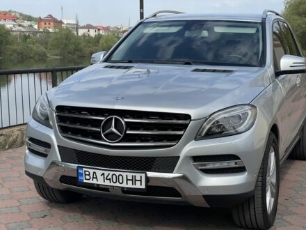 Мерседес МЛ 2013 у Могилев-Подольском на Automoto.ua Сірий Мерседес МЛ, об'ємом двигуна 2.1 л та пробігом 280 тис. км за 19900 $, фото 1 на Automoto.ua