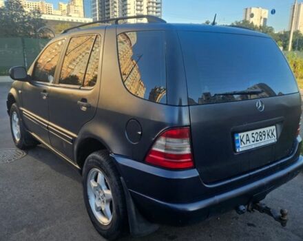Синій Мерседес МЛ, об'ємом двигуна 2.7 л та пробігом 440 тис. км за 5000 $, фото 8 на Automoto.ua