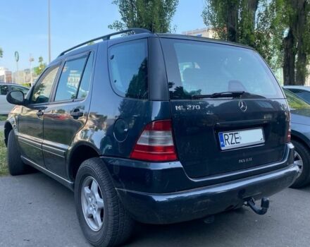 Синій Мерседес МЛ, об'ємом двигуна 2.7 л та пробігом 210 тис. км за 3699 $, фото 2 на Automoto.ua