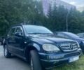 Синій Мерседес МЛ, об'ємом двигуна 2.7 л та пробігом 210 тис. км за 3699 $, фото 1 на Automoto.ua