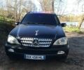 Синий Мерседес МЛ, объемом двигателя 2 л и пробегом 360 тыс. км за 4000 $, фото 1 на Automoto.ua