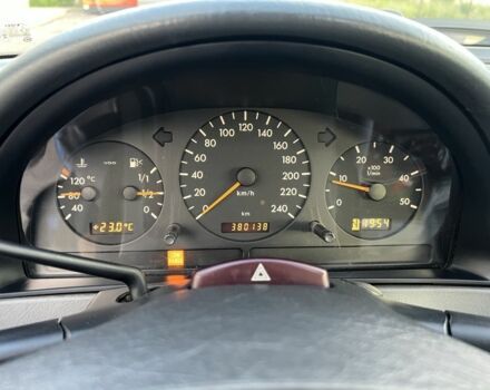 Синій Мерседес МЛ, об'ємом двигуна 2.7 л та пробігом 391 тис. км за 4200 $, фото 20 на Automoto.ua