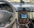 Синій Мерседес МЛ, об'ємом двигуна 2.7 л та пробігом 391 тис. км за 4200 $, фото 19 на Automoto.ua