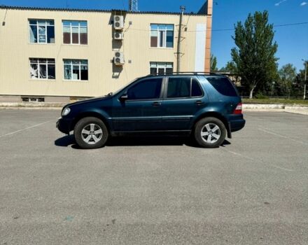 Синій Мерседес МЛ, об'ємом двигуна 2.7 л та пробігом 43 тис. км за 5400 $, фото 3 на Automoto.ua