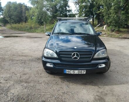 Синій Мерседес МЛ, об'ємом двигуна 2.7 л та пробігом 335 тис. км за 4479 $, фото 1 на Automoto.ua