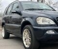 Синій Мерседес МЛ, об'ємом двигуна 2.7 л та пробігом 260 тис. км за 4899 $, фото 6 на Automoto.ua