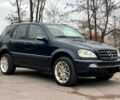 Синій Мерседес МЛ, об'ємом двигуна 2.7 л та пробігом 260 тис. км за 4899 $, фото 2 на Automoto.ua