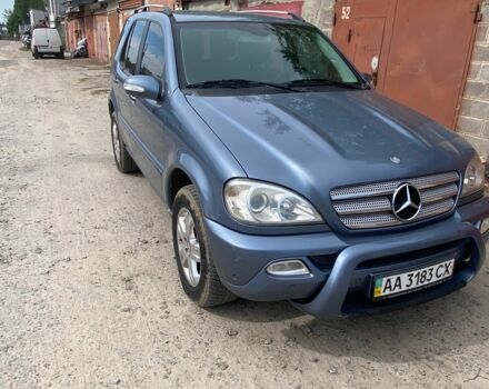 Синій Мерседес МЛ, об'ємом двигуна 3.5 л та пробігом 186 тис. км за 10500 $, фото 5 на Automoto.ua