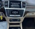 Синій Мерседес МЛ, об'ємом двигуна 3.5 л та пробігом 142 тис. км за 4600 $, фото 22 на Automoto.ua