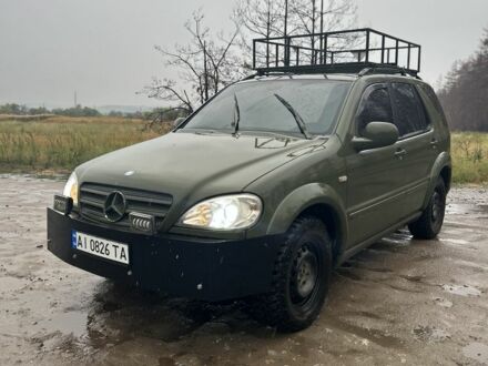 Мерседес МЛ 2000 в Краматорске на Automoto.ua Синий Мерседес МЛ, объемом двигателя 2.7 л и пробегом 333 тыс. км за 5500 $, фото 1 на Automoto.ua