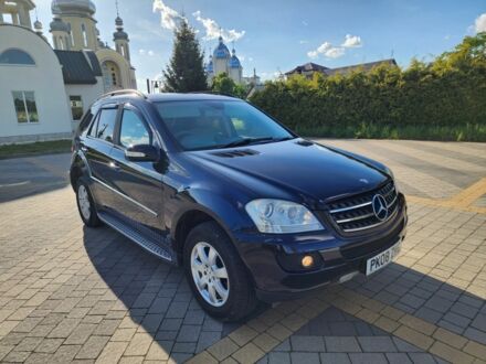 Мерседес МЛ 2008 у Львові на Automoto.ua Синій Мерседес МЛ, об'ємом двигуна 0 л та пробігом 153 тис. км за 5336 $, фото 1 на Automoto.ua