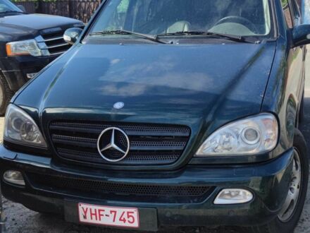 Мерседес МЛ 2002 в Вышгороде на Automoto.ua Зеленый Мерседес МЛ, объемом двигателя 2.7 л и пробегом 280 тыс. км за 3999 $, фото 1 на Automoto.ua