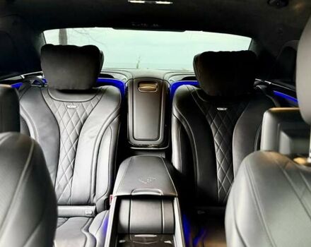 Черный Мерседес Майбах, объемом двигателя 6 л и пробегом 88 тыс. км за 68000 $, фото 25 на Automoto.ua