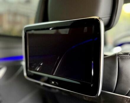 Черный Мерседес Майбах, объемом двигателя 6 л и пробегом 88 тыс. км за 68000 $, фото 36 на Automoto.ua